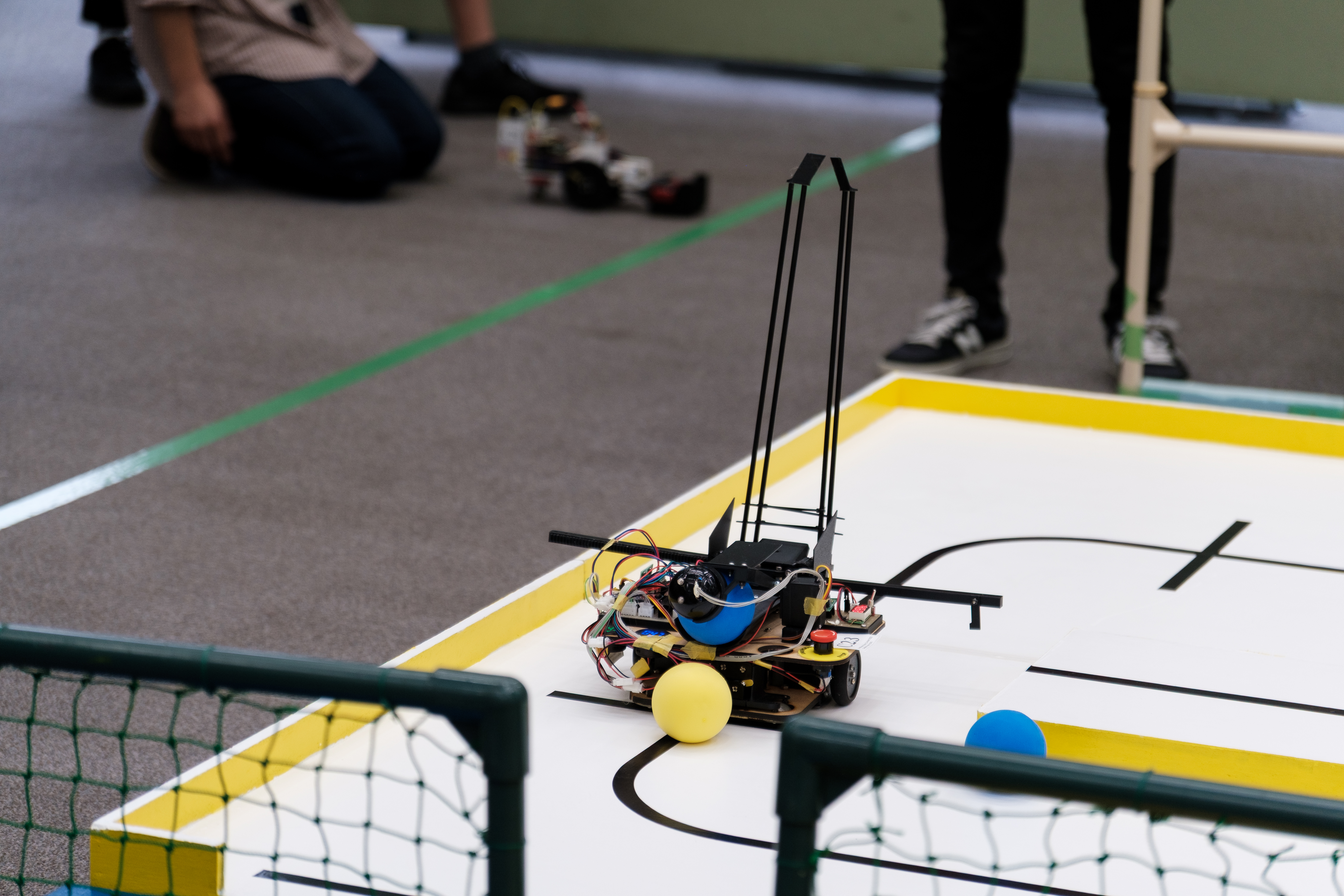 InRoF 2025 black rack